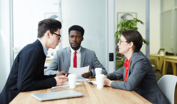 Business consultant - Image 2